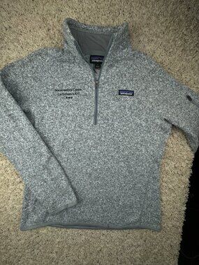 Patagonia Women Large Gray Heathered Jacket 1/4 Zip Large Cardiothoracic ICU AMY